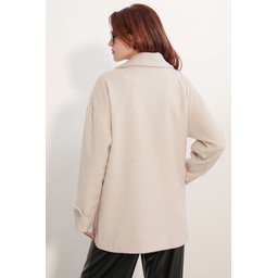 9143 معطف كاشيه نسائي بياقة متقاطعة - لون إكرو 9143 Women's Crossover Collar Cachet Coat - Ecru