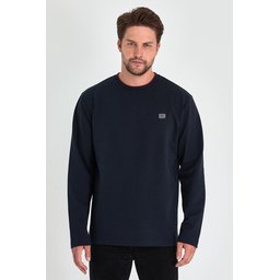 سويت شيرت رجالي كحلي بقصة مريحة وياقة دائرية مزدوجة وتفاصيل طباعة Men's Navy Double Crew Neck Standard Relaxed Fit Sweatshirt with Print Detail