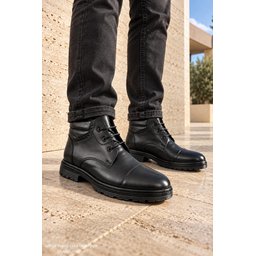 حذاء MUGGO ORVEN رجالي كلاسيك كاجوال برباط من الجلد الطبيعي - أسود MUGGO ORVEN Men's Genuine Leather Lace-Up Classic Casual Boots - Black