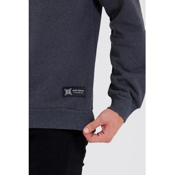 سويتشيرت رجالي بياقة دائرية وتفاصيل ANTRASIT - قطن من الداخل Men's Crew Neck Cotton-Lined Sweatshirt with Label Detail - ANTRASIT