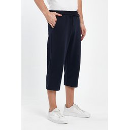شورت برمودا رجالي كابري كحلي بجيوب جانبية وخصر مطاطي قابل للتعديل Men's Navy Bermuda Capri Shorts with Side Pockets and Adjustable Elastic Waist