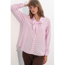 بلوزة نسائية منقطة بياقة وشاح 40007 - وردي Women's Polka Dot Scarf Collar Blouse 40007 - Pink