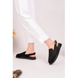 صندل نسائي MUGGO LILOW أسود من الجلد السويدي بمسامير ذهبية وإبزيم قابل للتعديل MUGGO LILOW Suede Leather Gold Studded Adjustable Buckle Casual Closed Women's Sandals - Black