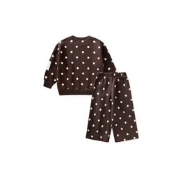 طقم سويت شيرت للأطفال بنقشة - بني (2-8 سنوات) Kids' Patterned Sweatshirt Set - Brown (2-8 Years)