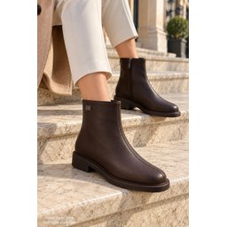 بوت نسائي Muggo LAVEN بسحاب وكعب قصير - بني Muggo LAVEN Women's Zippered Low Heel Daily Boot - Brown