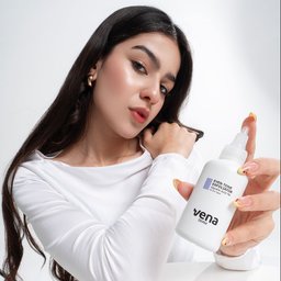 مقشر  EVEN TONE EXFOLIATOR بحمض الجليكوليك 7% من VENA DERM VENA DERM EVEN TONE EXFOLIATOR with 7% Glycolic Acid Toner
