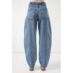 6689 بنطلون جينز باغي نسائي بخصر عالٍ - أزرق 6689 Women's High-Waist Baggy Jeans - Blue