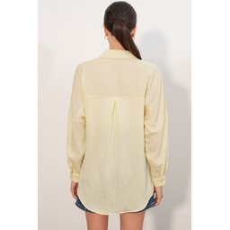 قميص نسائي فضفاض مخطط 20407 - أصفر Women's Striped Oversize Shirt 20407 - Yellow