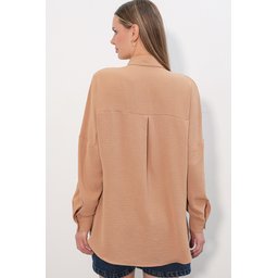 قميص نسائي Aerobin Oversize 20402 - لون بسكويت Women's Aerobin Oversize Shirt 20402 - Biscuit