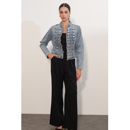 جاكيت جينز نسائي أزرق بقصة ضيقة بأزرار 0764 Women's Slim Fit Buttoned Denim Jacket 0764 - Blue