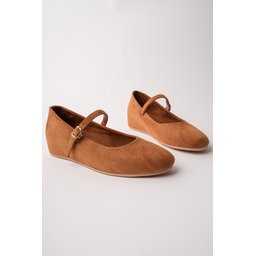 حذاء باليه نسائي Muggo BERNY بكعب مخفي وحزام واحد من الجلد - لون توبا Muggo BERNY Women's Hidden Heel Leather Single Strap Ballet Flats - Taba