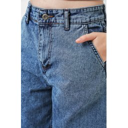 6689 بنطلون جينز باغي نسائي بخصر عالٍ - أزرق 6689 Women's High-Waist Baggy Jeans - Blue
