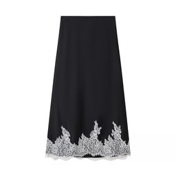 طقم أسود أنيق من قطعتين مزين بالدانتيل Set Skirt and Shirt with Dantel