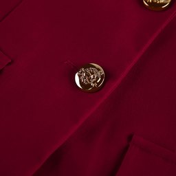بدلة رسمية أنيقة بلون العنابي الكلاسيكي Suit
