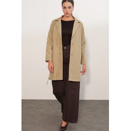 معطف ترنش نسائي قصير بحزام 5990 - بيج فاتح Women's Belted Short Trench Coat 5990 - Light Beige