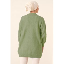 جاكيت تريكو محتشم بأزرار ونقشة جدائل - أخضر 15768 Modest Knitted Cardigan with Braided Pattern - Dark Green