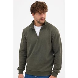 سويت شيرت رجالي قطني بياقة قائمة وسحاب نصفي، قصة عادية، لون كاكي Men's Khaki Standard Fit Cotton Half-Zip Stand-Up Collar Sweatshirt