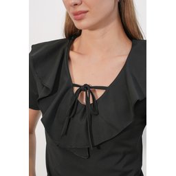 بلوزة نسائية قصيرة بأكمام قصيرة 40001 - أسود Women's Short Sleeve Crop Blouse 40001 - Black