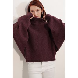 كنزة نسائية تريكو أوفرسايز بأكمام باتوينغ 15969 - خمري Women's Batwing Sleeve Oversize Knit Sweater 15969 - Burgundy