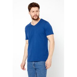 تي شيرت رجالي قطن 100% بقصة عادية وياقة V لون نيلي Men's Indigo 100% Cotton Basic Regular Fit V-Neck Short Sleeve T-Shirt
