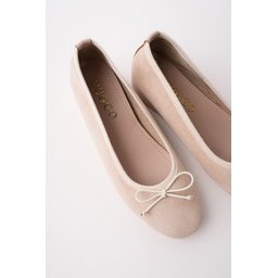 حذاء باليه نسائي MUGGO HİDDEN بفيونكة وكعب مخفي - بيج Muggo HİDDEN Hidden Heel Bow Detail Leather Women's Ballet Flats - Beige