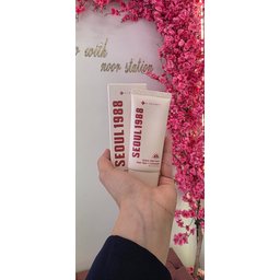 واقي شمس سيول 1988 بالصنوبر والسيراميد من كيه سيكريت - 50 مل K-Secret Seoul 1988 Sun : Pine Tree + Ceramide - 50ml