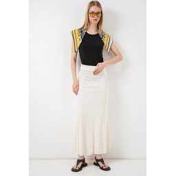 تنورة نسائية طويلة محبوكة 8073 - لون إيكرو Women's Knitted Long Skirt 8073 - Ecru