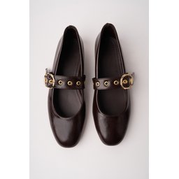 حذاء باليه نسائي Muggo DAISIE بمشبك ذهبي وحزام - بني Muggo DAISIE Women's Ballet Flats with Gold Buckle - Brown