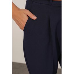 بنطلون نسائي قماشي بحزام 30136 - كحلي Women's Belted Fabric Trousers 30136 - Navy Blue