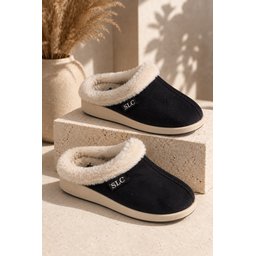 شبشب منزلي نسائي شتوي Muggo BLADE مبطن بالفرو ونعل مريح - أسود Muggo BLADE Women's Winter Home Slippers - Fur Lined, Comfortable Sole - Black