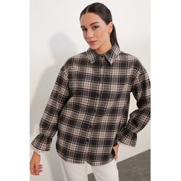قميص نسائي بتفاصيل تول Oduncu 20410 - بني غامق Women's Tulle Detailed Oduncu Shirt 20410 - Dark Brown