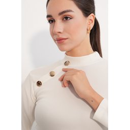بلوزة نسائية بأكمام طويلة وتفاصيل أزرار 40044 - أبيض Women's Long Sleeve Button Detail Blouse 40044 - White