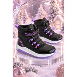 حذاء Muggo HUGGIE شتوي بناتي لامع بتفاصيل قلب، لاصق ورباط - أرجواني Muggo HUGGIE Girls' Winter Boots - Glitter, Heart Detail, Velcro & Laces - Lilac