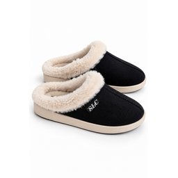شبشب منزلي نسائي شتوي Muggo BLADE مبطن بالفرو ونعل مريح - أسود Muggo BLADE Women's Winter Home Slippers - Fur Lined, Comfortable Sole - Black