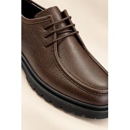 حذاء MUGGO WALTON رجالي كاجوال كلاسيكي جلد طبيعي برباط ونعل سميك - بني Muggo WALTON Men's Genuine Leather Lace-Up Casual Classic Shoes with Chunky Sole - Brown
