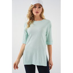 4332 تي شيرت محبوك بفتحة جانبية - لون نعناعي 4332 Knitted T-Shirt with Side Slit - Mint