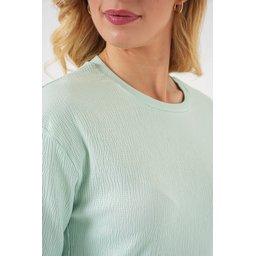 4332 تي شيرت محبوك بفتحة جانبية - لون نعناعي 4332 Knitted T-Shirt with Side Slit - Mint