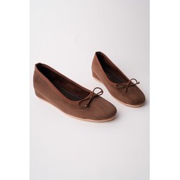 حذاء باليه نسائي MUGGO HİDDEN جلد بني بكعب مخفي وتفاصيل فيونكة MUGGO HİDDEN Brown Leather Women's Ballet Flats with Hidden Heel and Bow Detail