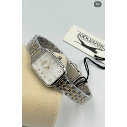 ساعة نسائية Woman’s watch