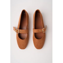حذاء باليه نسائي Muggo HALSEY جلد ذهبي بإبزيم - لون توباكو Muggo HALSEY Gold Buckle Leather Women's Ballet Flats - Tobacco