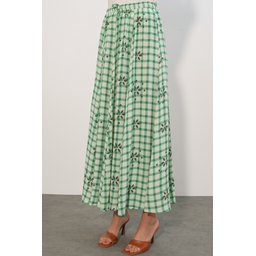تنورة نسائية طويلة بنقشة مربعات - أخضر - 8065 Women's Long Plaid Skirt 8065 - Green