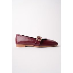 حذاء باليه نسائي Muggo DAİSİE بحزام وإبزيم ذهبي - خمري Muggo DAİSİE Women's Mary Jane Ballet Flats with Gold Buckle - Burgundy