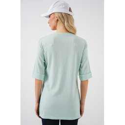 4332 تي شيرت محبوك بفتحة جانبية - لون نعناعي 4332 Knitted T-Shirt with Side Slit - Mint