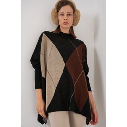 كنزة بونشو تريكو واسعة 15783 بفتحات جانبية - أسود 15783 Oversize Slit Poncho Knit Sweater - Black