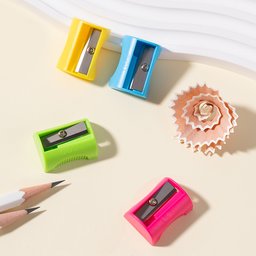 علبة سيت مساحات + مقطات Stationery Set