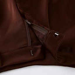 بنطال واسع الساق بخصر عالٍ وتصميم كلاسيكي Wide leg pant