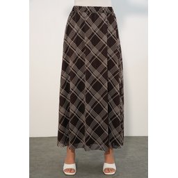 تنورة نسائية مبطنة بنقوش 8075 - بني داكن Women's Patterned Lined Skirt 8075 - Dark Brown
