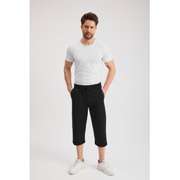 شورت برمودا رجالي أسود بجيوب جانبية، طول الركبة، خصر مطاطي قابل للتعديل Men's Black Bermuda Shorts with Side Pockets, Knee-Length, Adjustable Elastic Waist