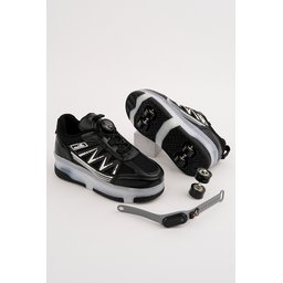 Muggo SKATE حذاء رياضي أطفال بعجلات وإضاءة LED - أسود Muggo SKATE Kids' Light-Up Roller Sneaker Sports Shoes - Black