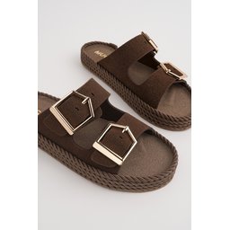 Muggo GOLDY - شبشب نسائي مريح بتصميم عصري ومشبكين قابلين للتعديل - بني Muggo GOLDY Women's Double Buckle Adjustable Comfort Sole Daily Slippers - Brown